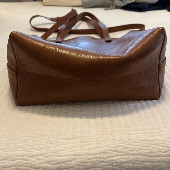 Used once!! Gorgeous bag!! - Picture 4 of 7